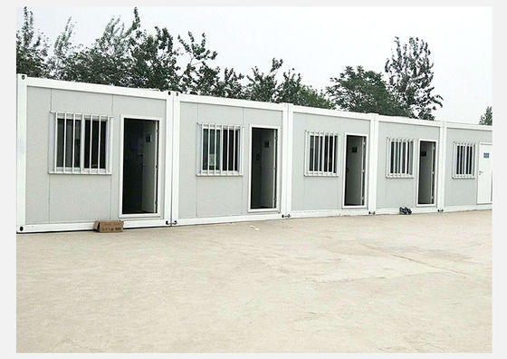 Modern Modüler Prefab 20 40 Ft Konteyner Flat Pack Evler Prefab Deprem Dayanıklı Mini Konteyner Kamp Depoları